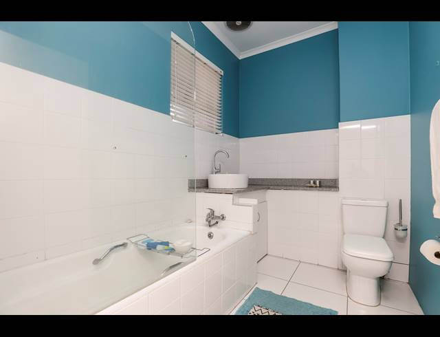 2 BEDROOM APARTMENT FOR SALE IN MORNINGSIDE
